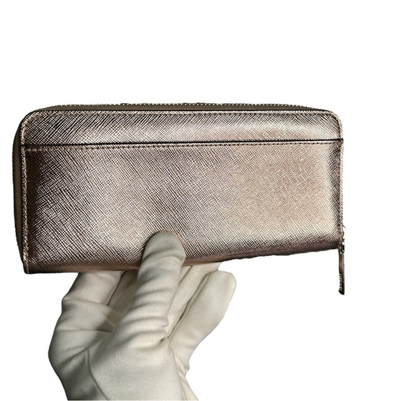 NWOT Kate Spade Gold Zippy Long Wallet - Picture 2 of 8